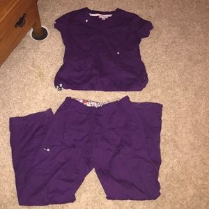 Koi scrubs